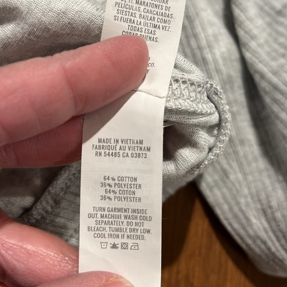 Aerie Grey Ribbed Velour Cropped Jacket size Medium. - Picture 7 of 8